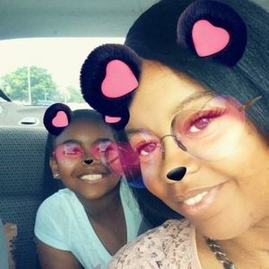 Meet your Posher, Latoya